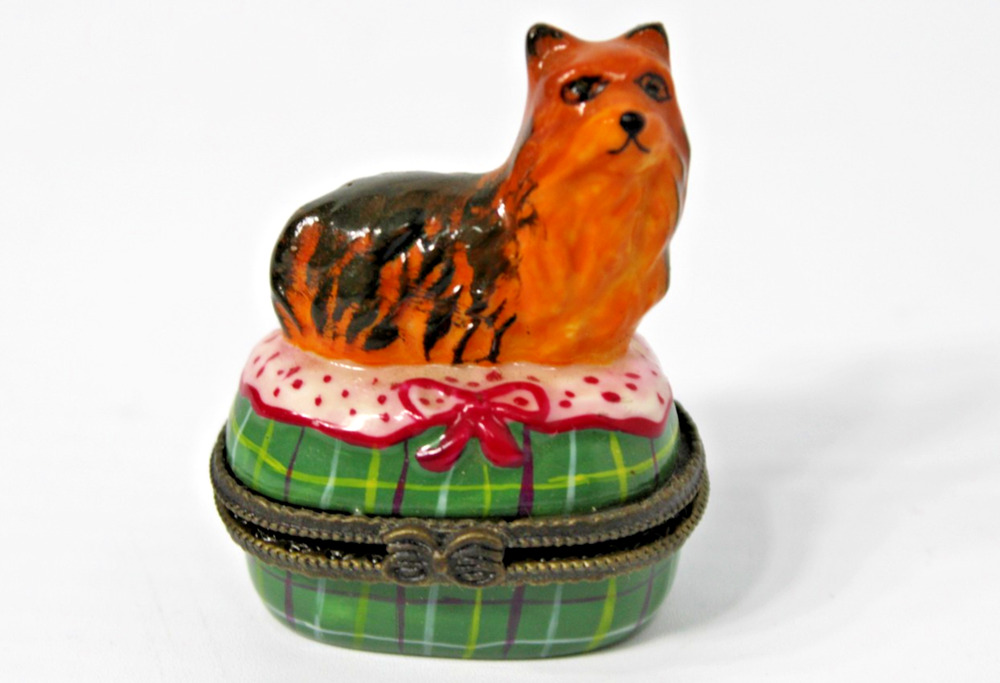 Limoges Petit Main Yorkie Yorkshire Terrier Dog Hand Painted Vintage Trinket Box
